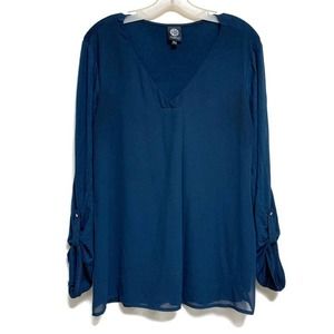 BOBEAU V-Neck Cuffed Long Sleeve Blouse